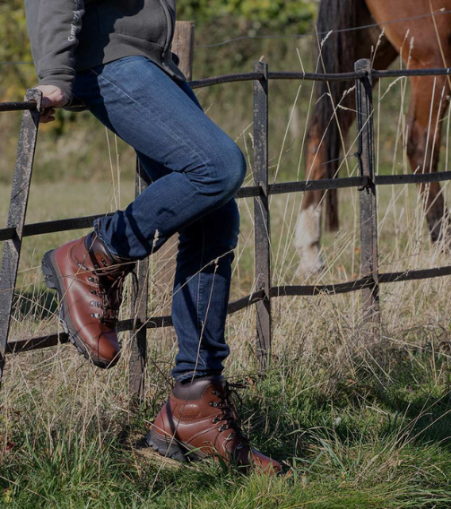 INUVIK Men's Leather Waterproof Walking Boots - Oxblood lifestyle
