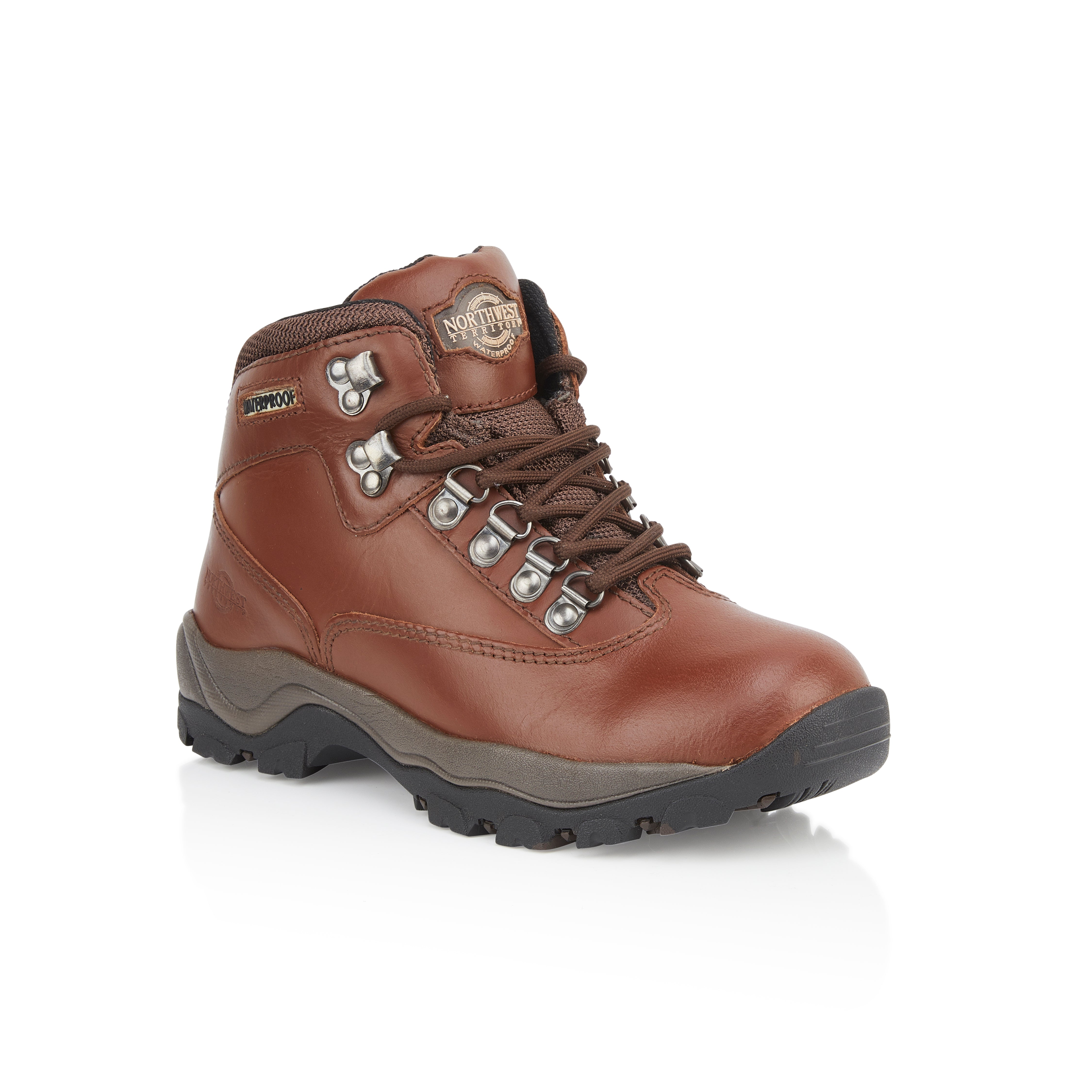 Peak Brown men's boots crafted from durable leather for versatile outdoor use.