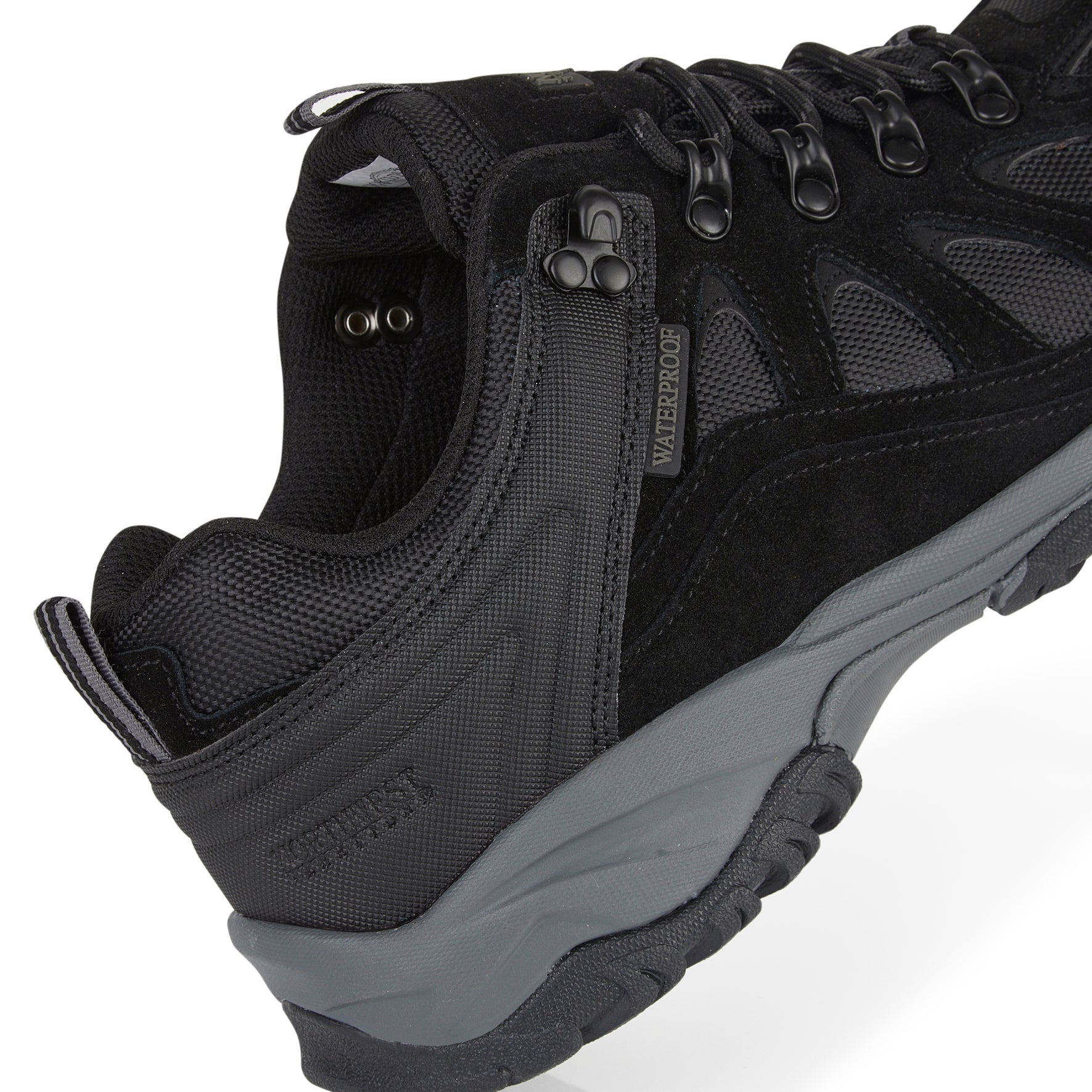 Waterproof suede leather walking shoes for men in black