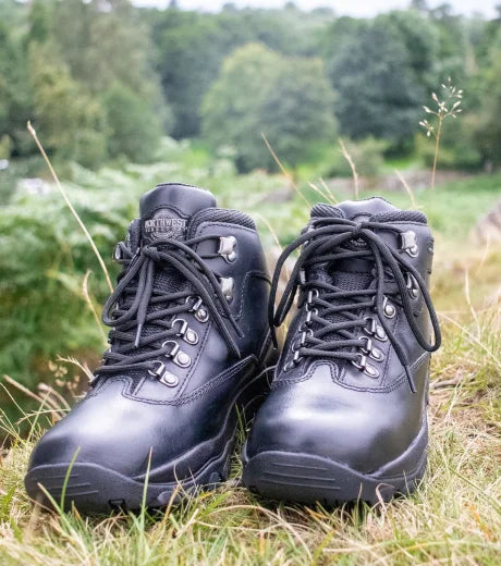 CRESTON Men's Leather Waterproof Walking Boots - Waxy Brown lifestyle